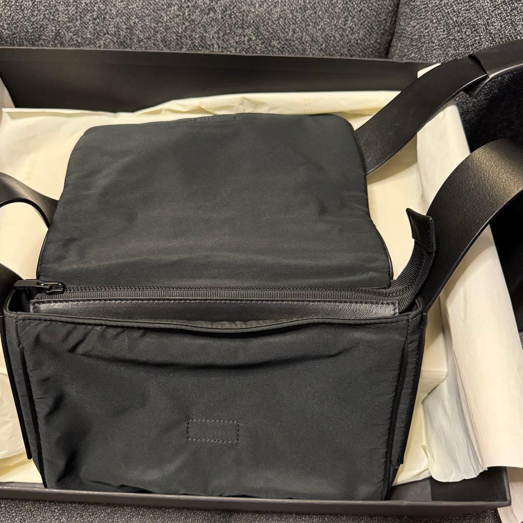 バッグ fear of god seventh cross body bag