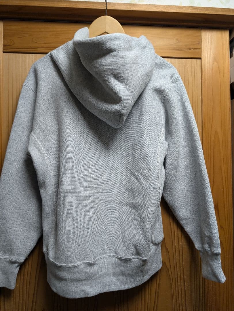 スタンダードカリフォルニア　パーカー グレー