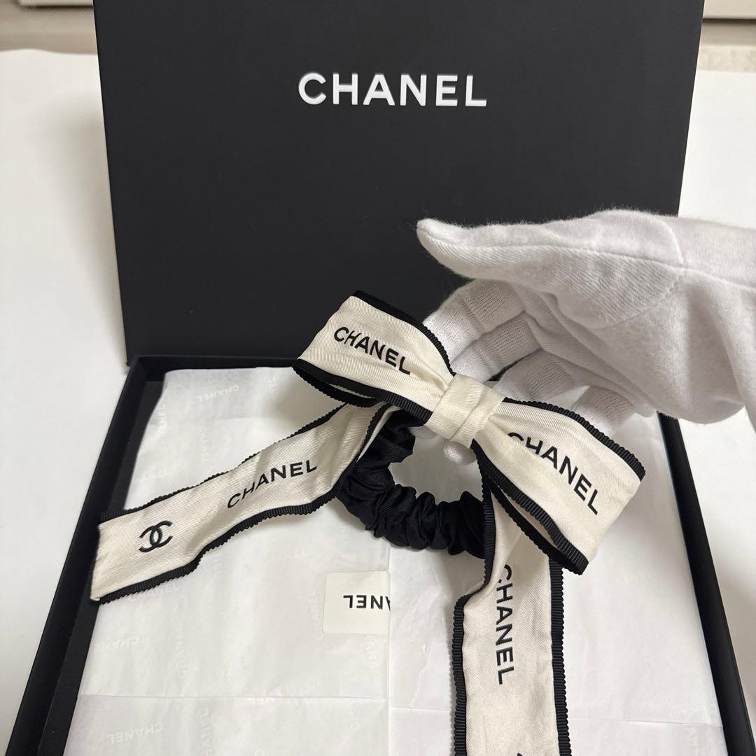 BLACKPINK ジェニー着用 CHANEL シャネル　シュシュ リボン