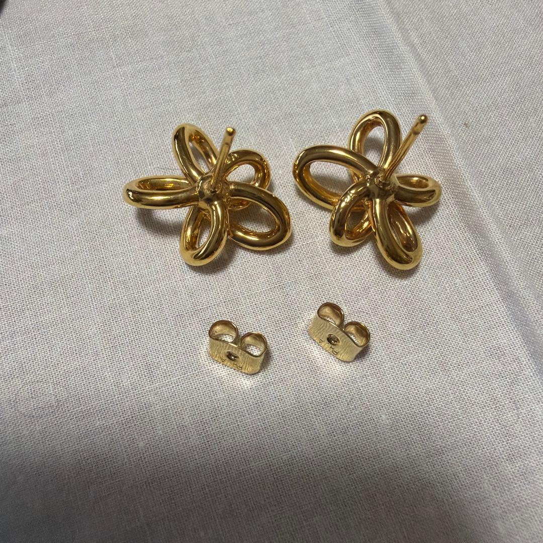 【別注】TOMORROWLANDフィリップオーディベールフラワーモチーフピアス