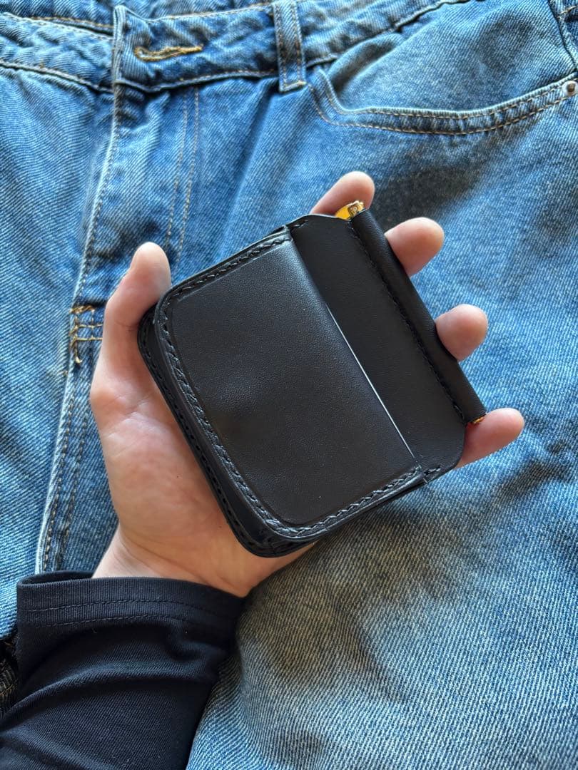 マネークリップ／ケース／二つ折り財布