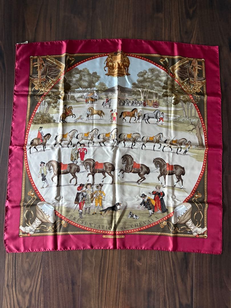 HERMES 馬と犬のデザイン シルクスカーフ カレ90 ヴィンテージ