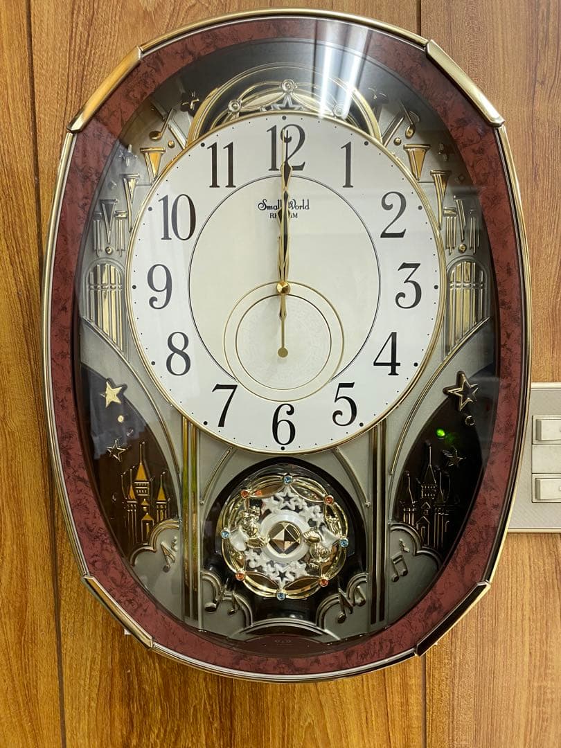 美品RHYTHM SmallWorld 4MN513RH掛け時計メロディ付き
