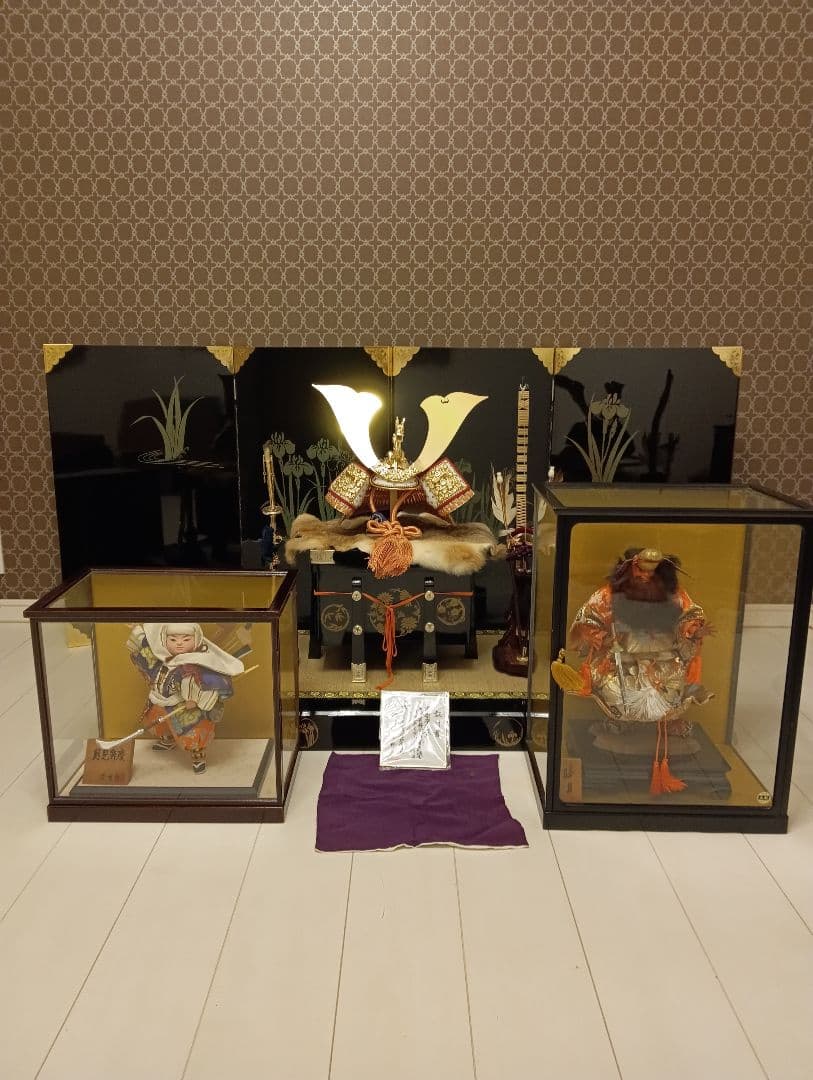 豪華な五月人形 ケース付き 大型