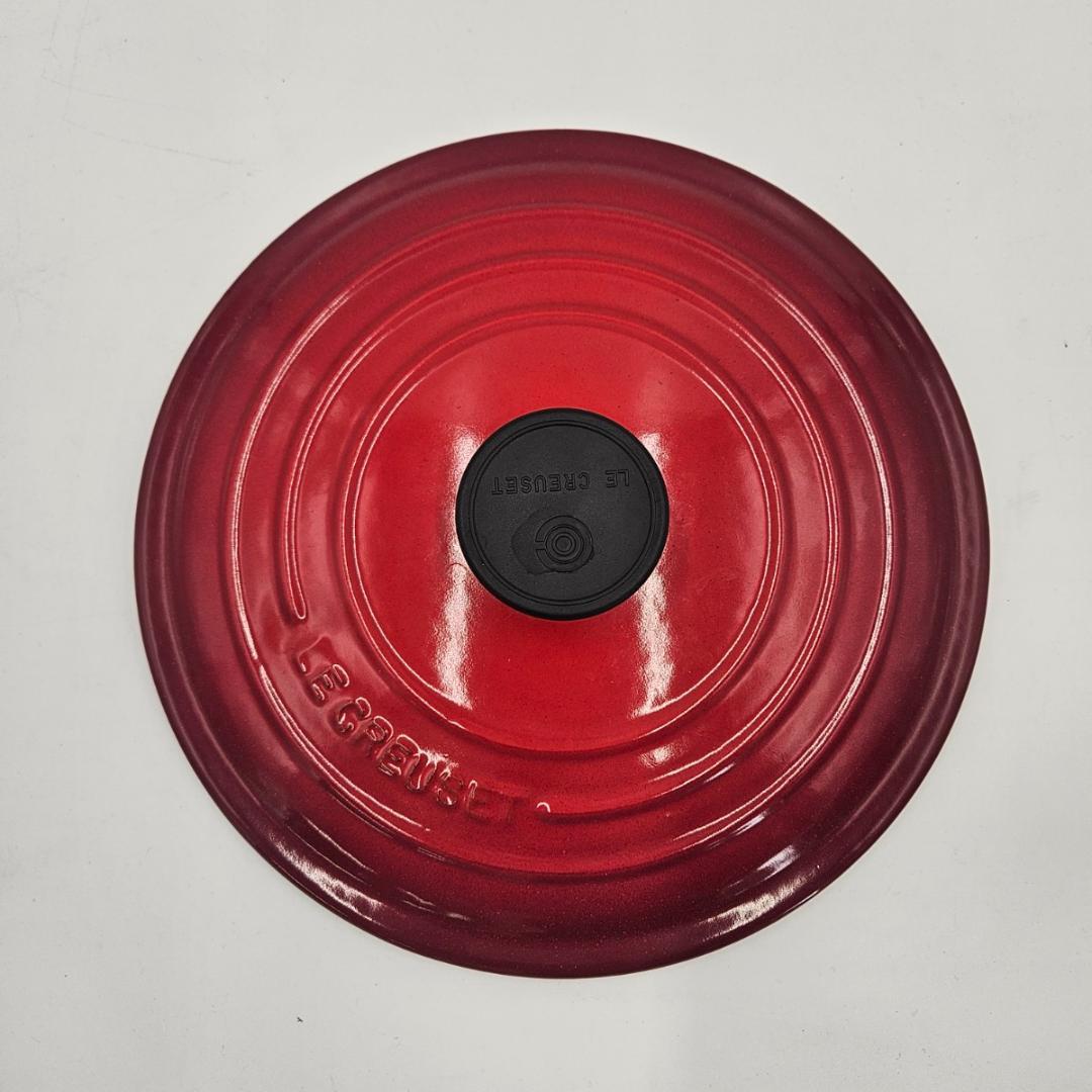 ル・クルーゼ ココット・ロンド 24cm チェリーレッド ホーロー鍋