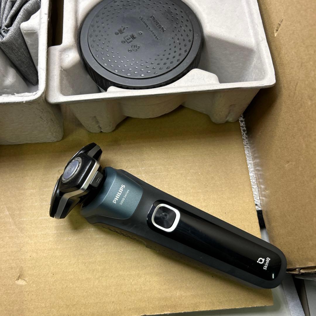 PHILIPS 5000 Series S5882/66 電気シェーバー