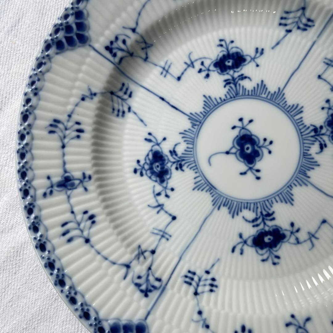 ロイヤルコペンハーゲンブルーフルーテッドハーフレースディーププレート2枚25cm