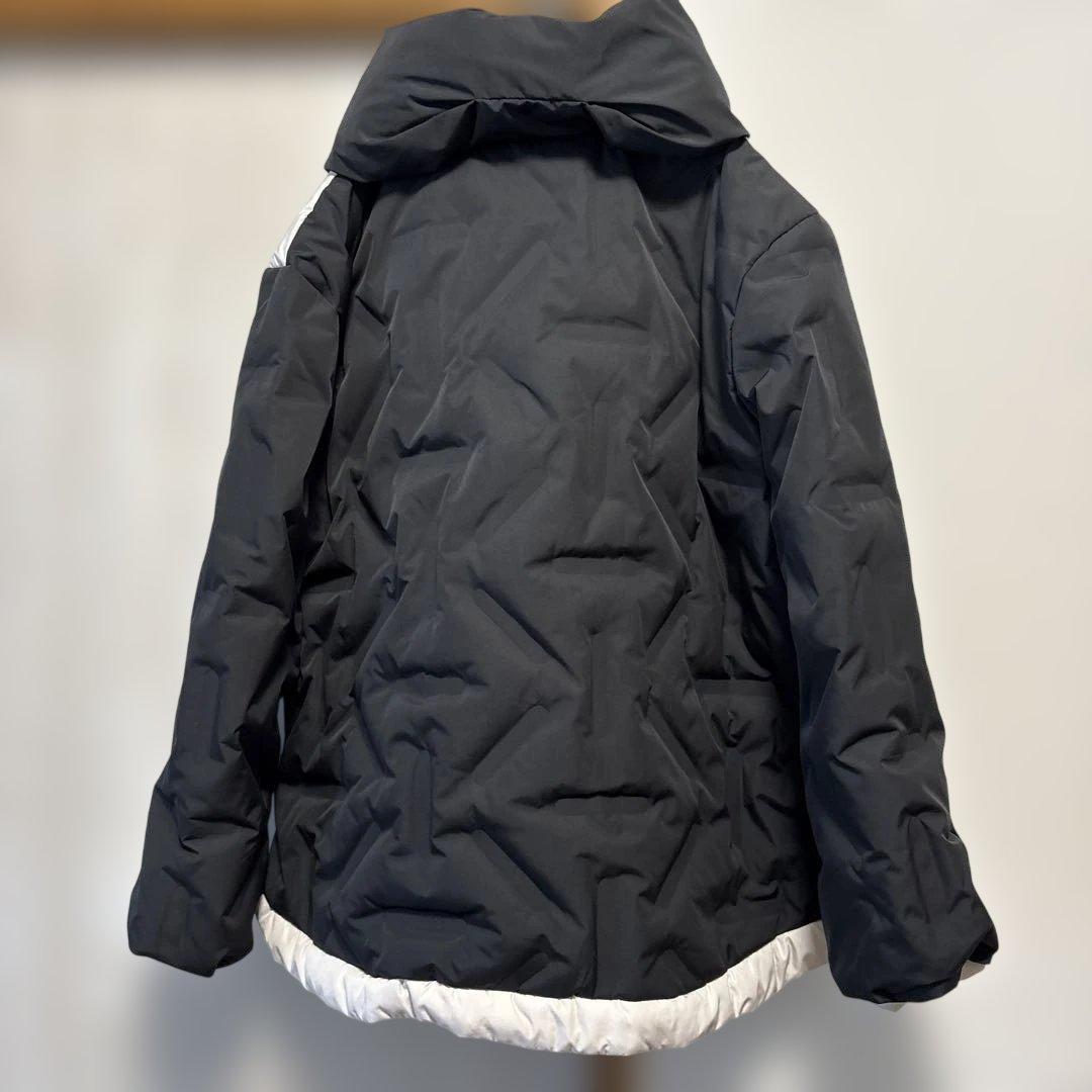 ダウンジャケット ブラック/ホワイト