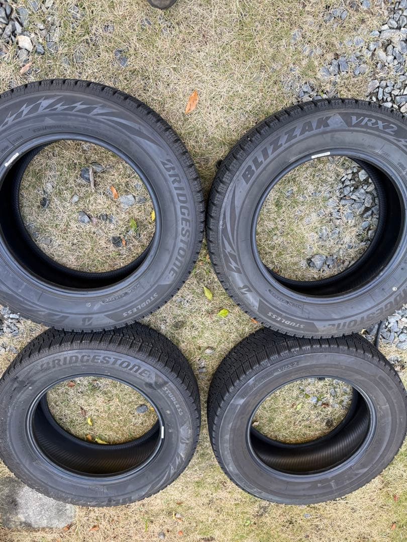 195/65R15 スタッドレス　溝あり　4本　22年製