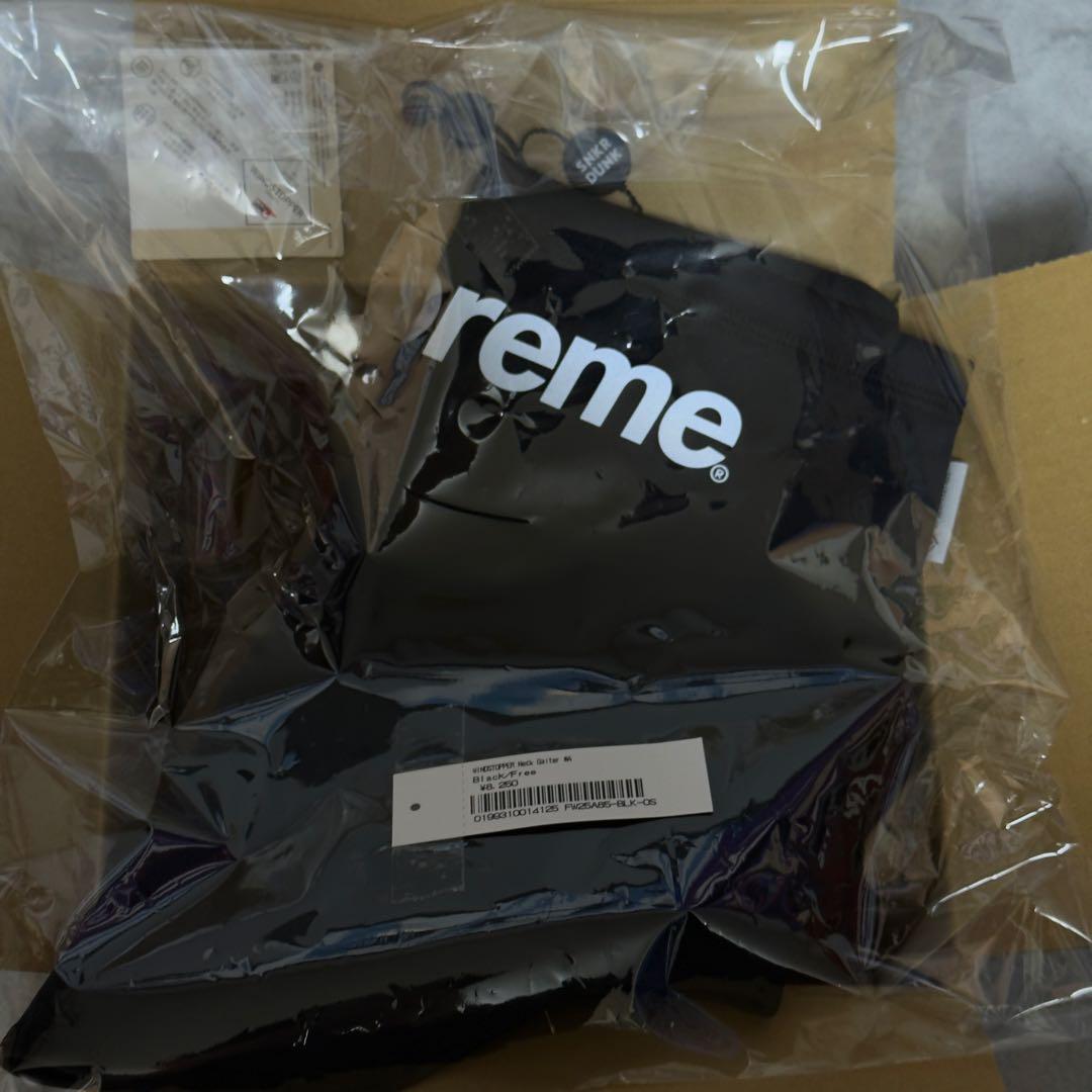 Supreme WINDOWSTOPPER®︎ Neck Gaiter Black
