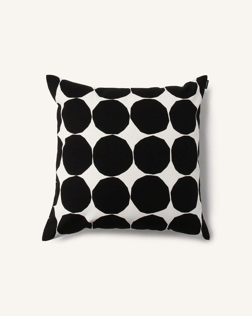 マリメッコ Pienet kivet クッションカバー ドット 水玉 新品