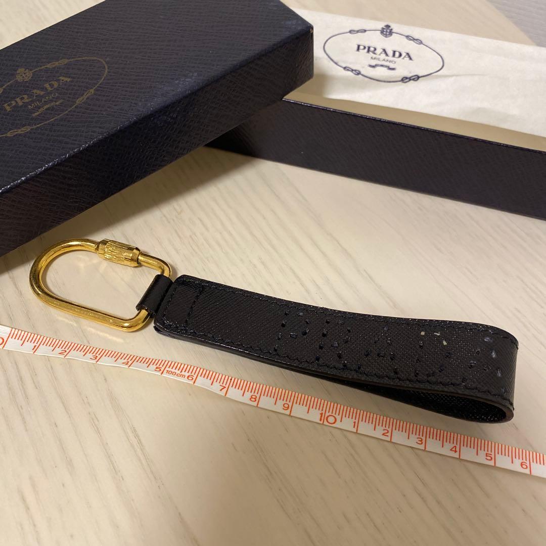 PRADA ダークネイビー　ブラック レザー キーホルダー2本セット