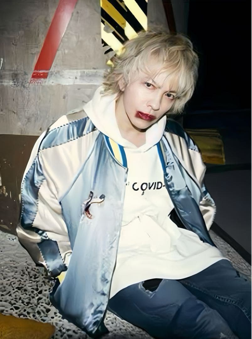 hyde着用同モデル同カラー。状態良✨️