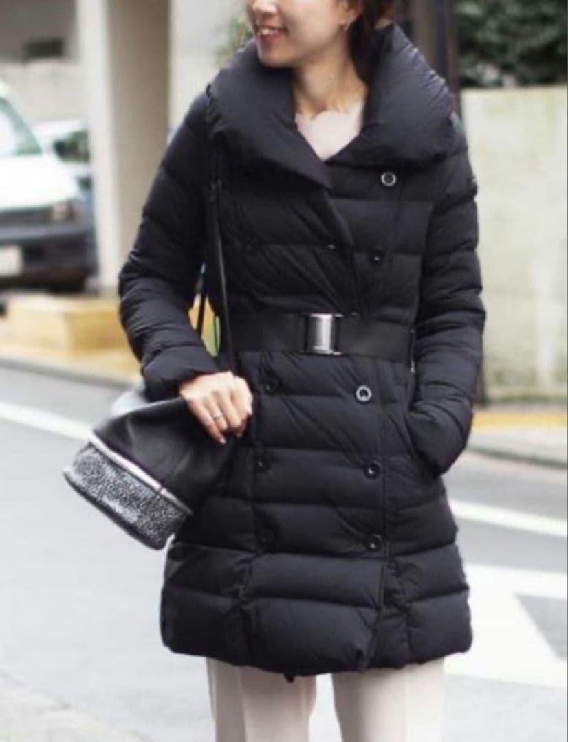 【美品】タトラス アゴーニャ ダウンコート 02 黒 ベルト付き Mサイズ