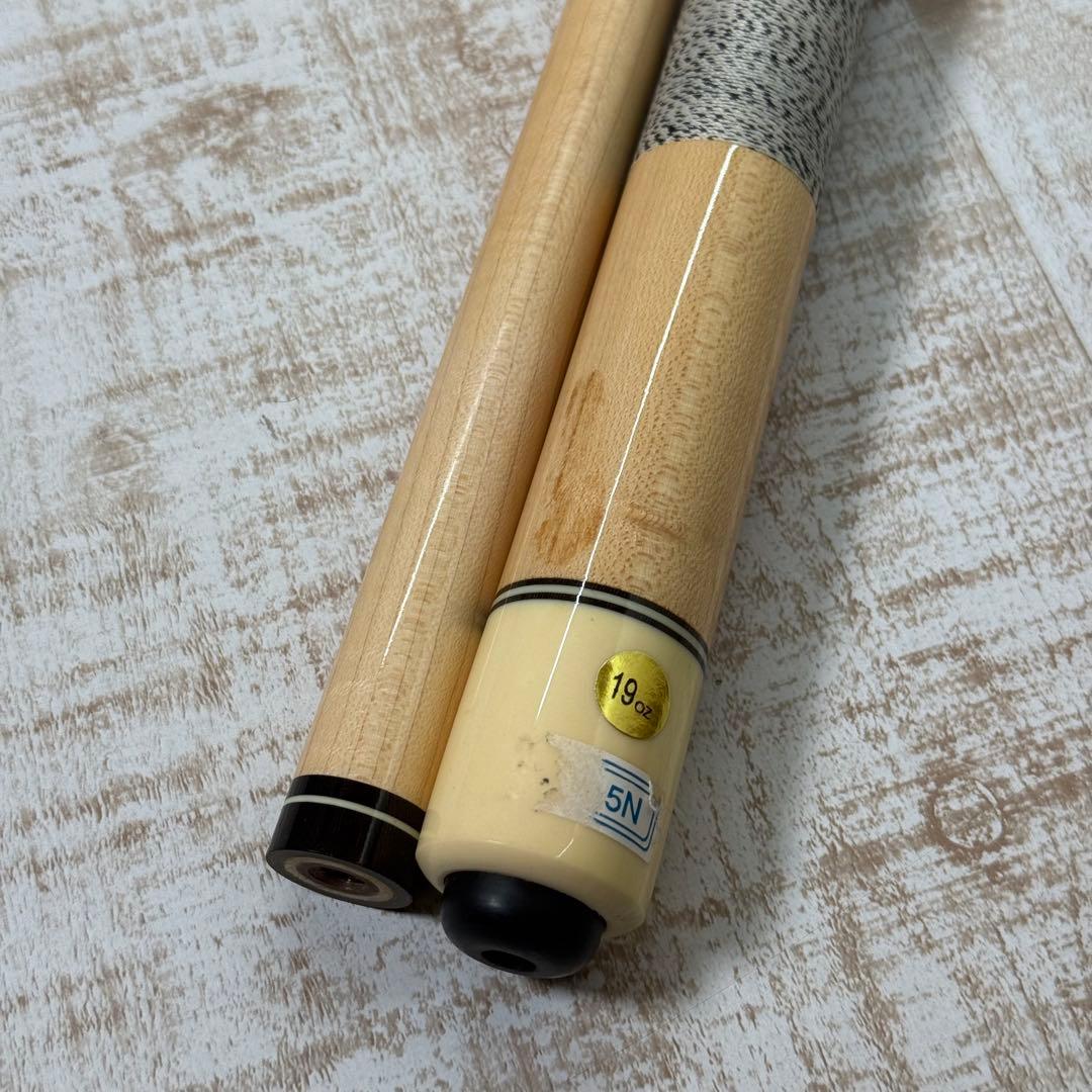 美品　ADAM アダム ビリヤードキュー　シャフト　ケース付き