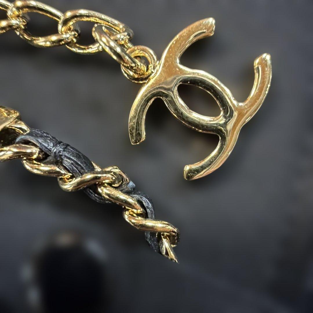 CHANEL ゴールド ブラック チェーンブレスレット