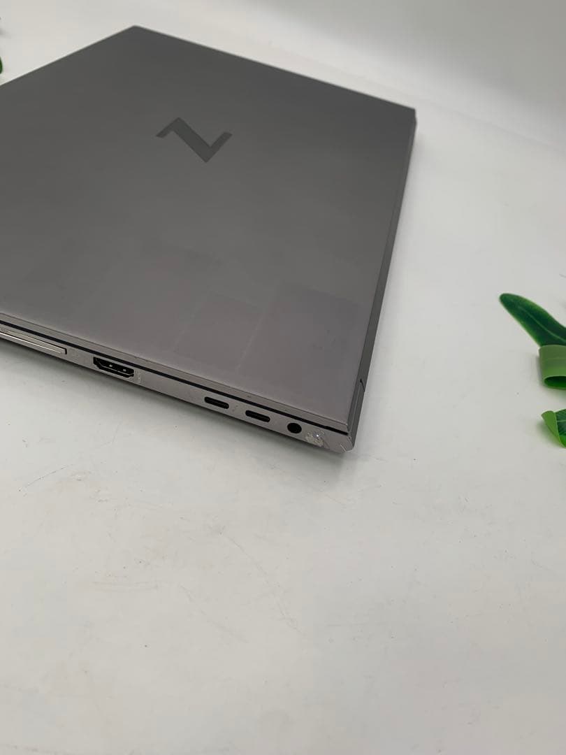 ZBook Studio G7 i7-10850H CPU2.70GH z