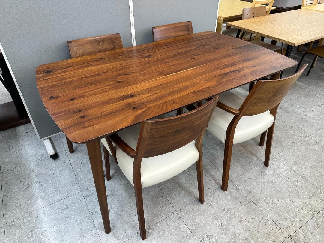 大塚家具　ダイニングテーブルセット　イス×4　ブラウン