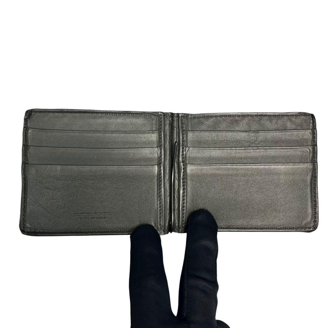 人気✨　ボッテガヴェネタ　二つ折り財布　マネークリップ　イントレチャート　レザー