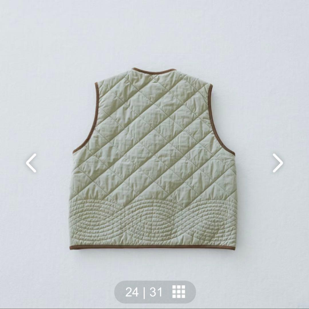 毎日着回したいキルティングベスト　よしいちひろさんコラボ　ライトカーキ　完売品