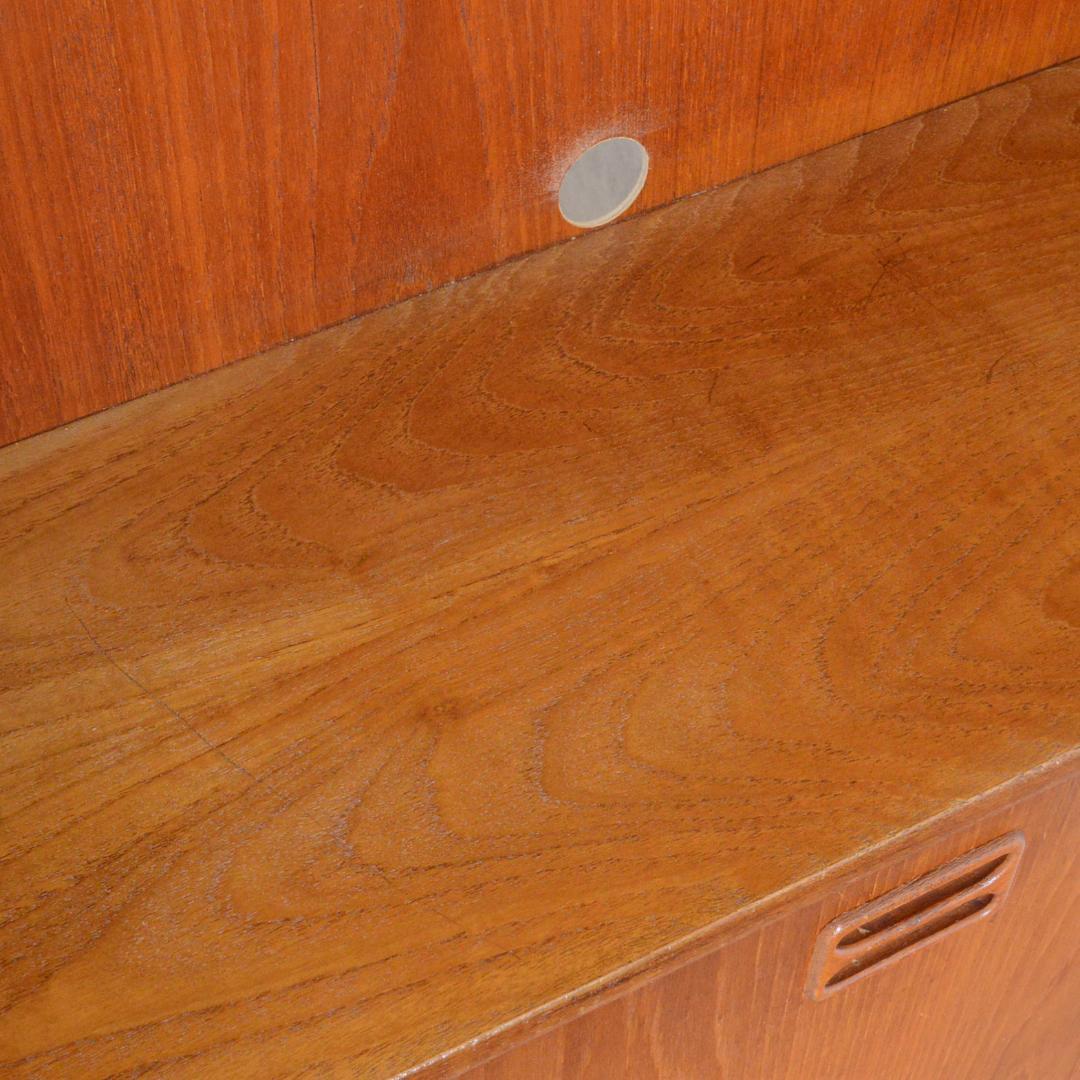 デンマーク 北欧ヴィンテージ チークシェルフ カップボード フラップ扉 北欧家具