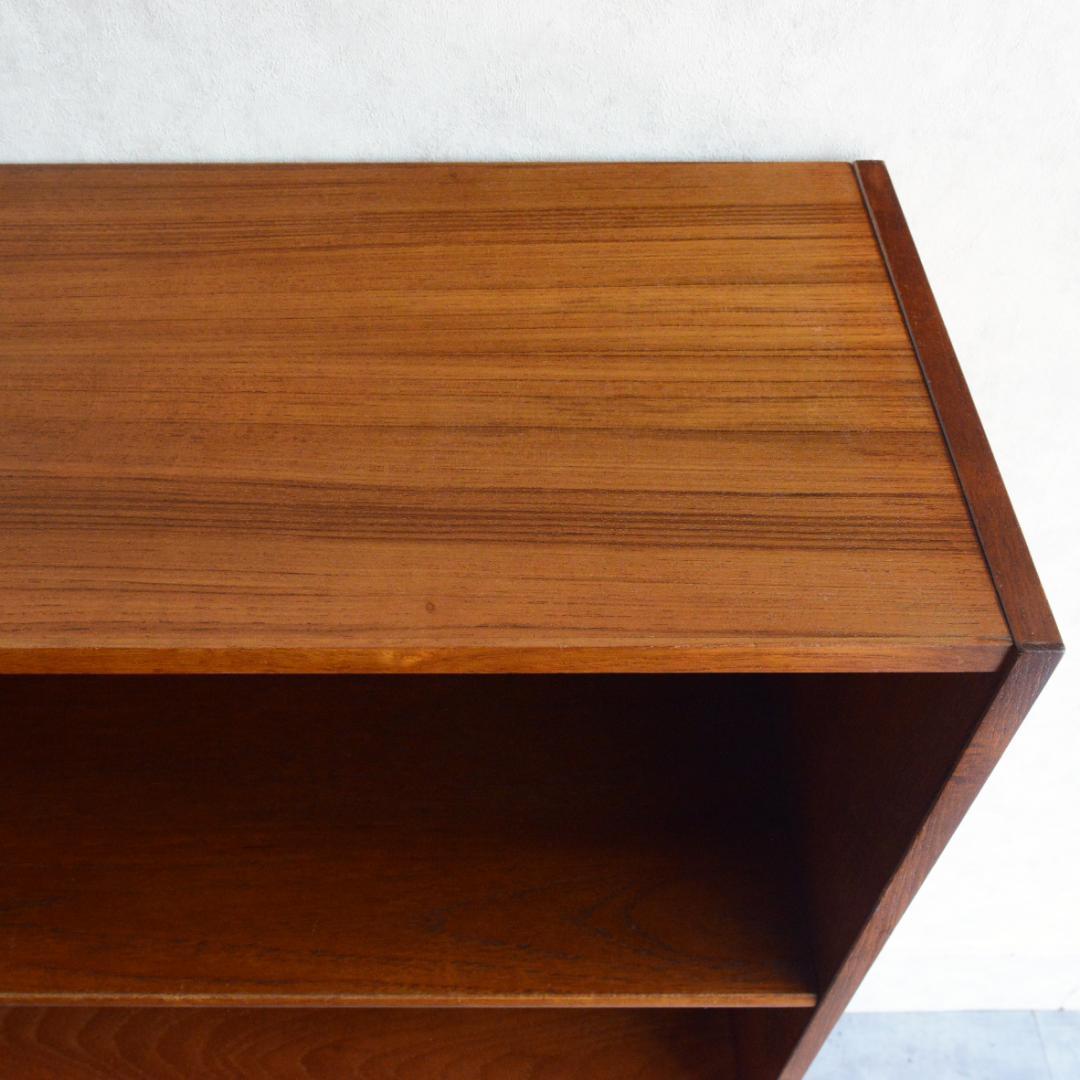 デンマーク 北欧ヴィンテージ チークシェルフ カップボード フラップ扉 北欧家具