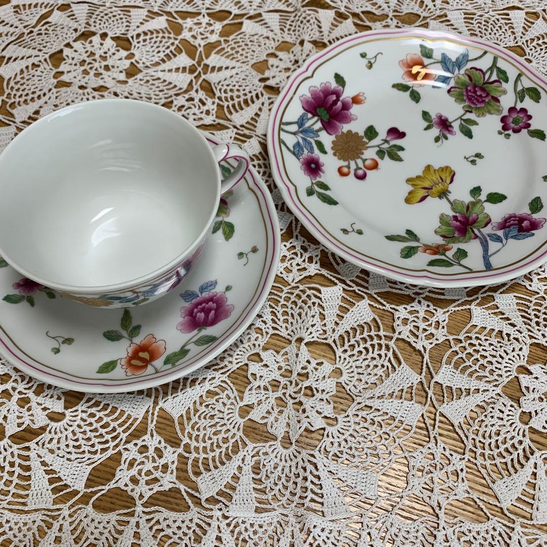 グランデューカ　カップ&ソーサー、プレートトリオ