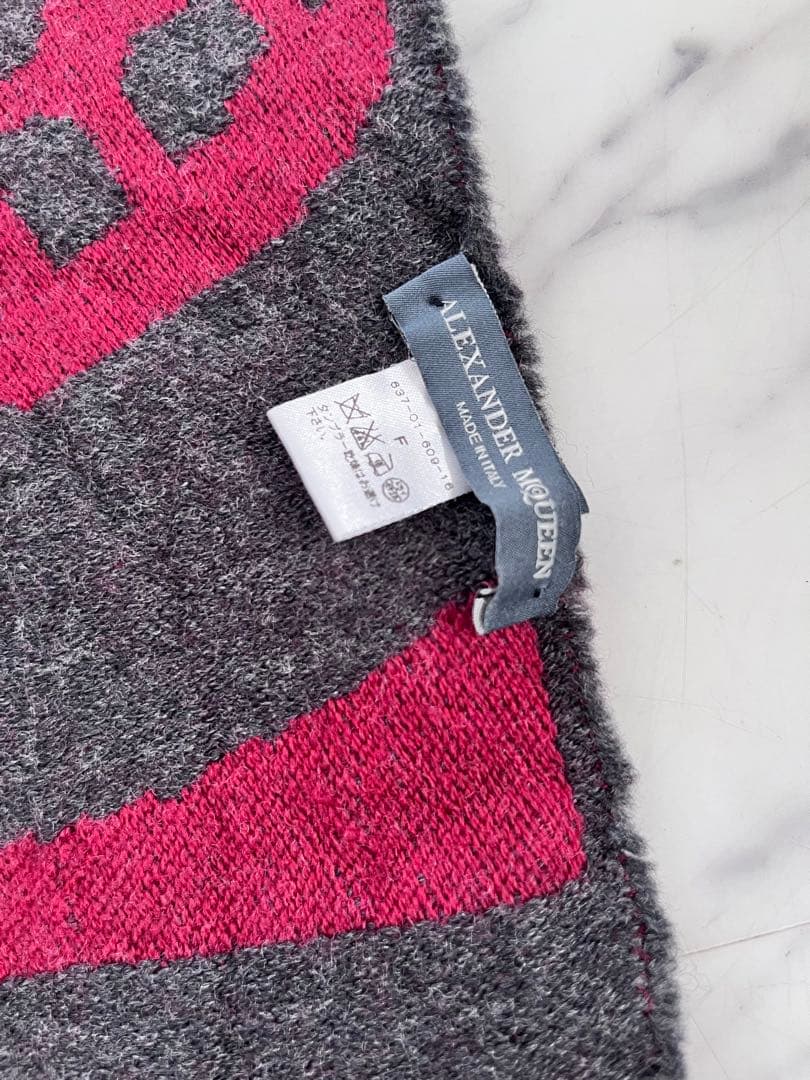 ALEXANDER McQUEEN アレキサンダーマックイーン　マフラー