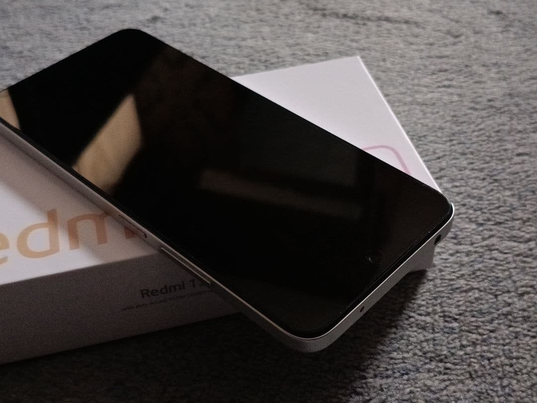 美品　Redmi 12 5G XIG03 Xiaomi SIMフリー