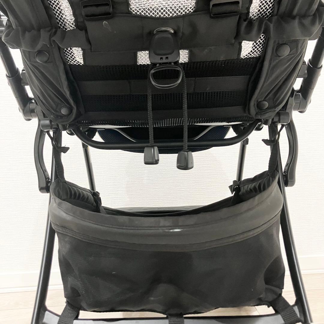 ラクーナクッションAE レインカバー付き　アップリカ　ベビーカー　ネイビー