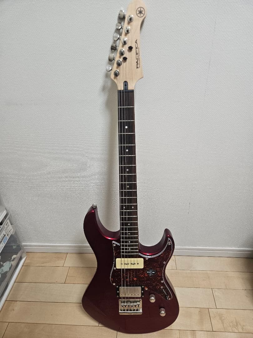 Yamaha エレキギター ワインレッド