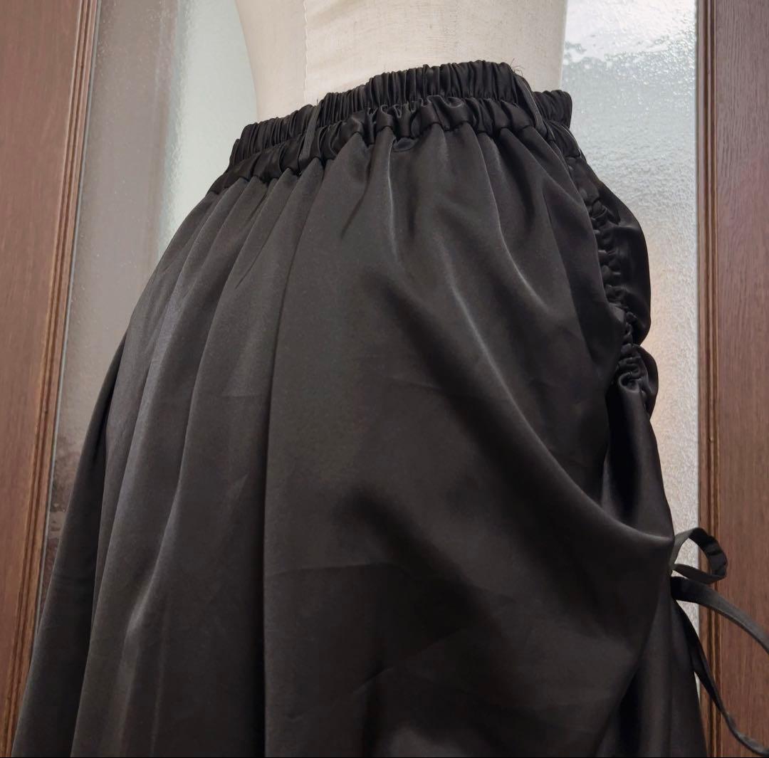 HARE サテンドロストイレヘムスカート