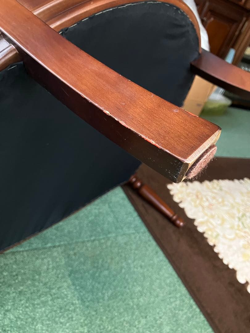 アンティーク　肘掛け　椅子1人掛け　英国風　家具の老舗マルニ　木工製