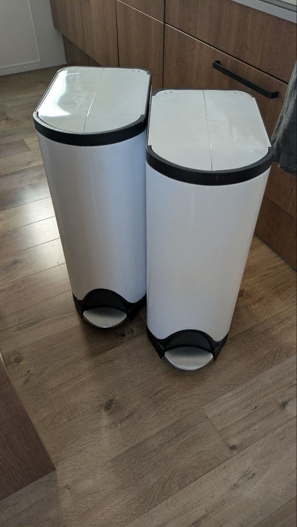 シンプルヒューマン ペダル式ごみ箱 ホワイト 30Ｌ　　2個セット