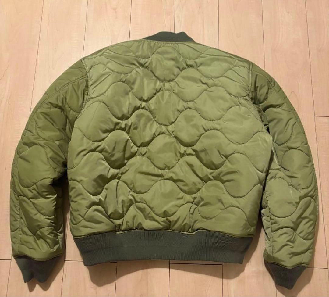 美品　stussyMA-1ジャケット Lサイズ