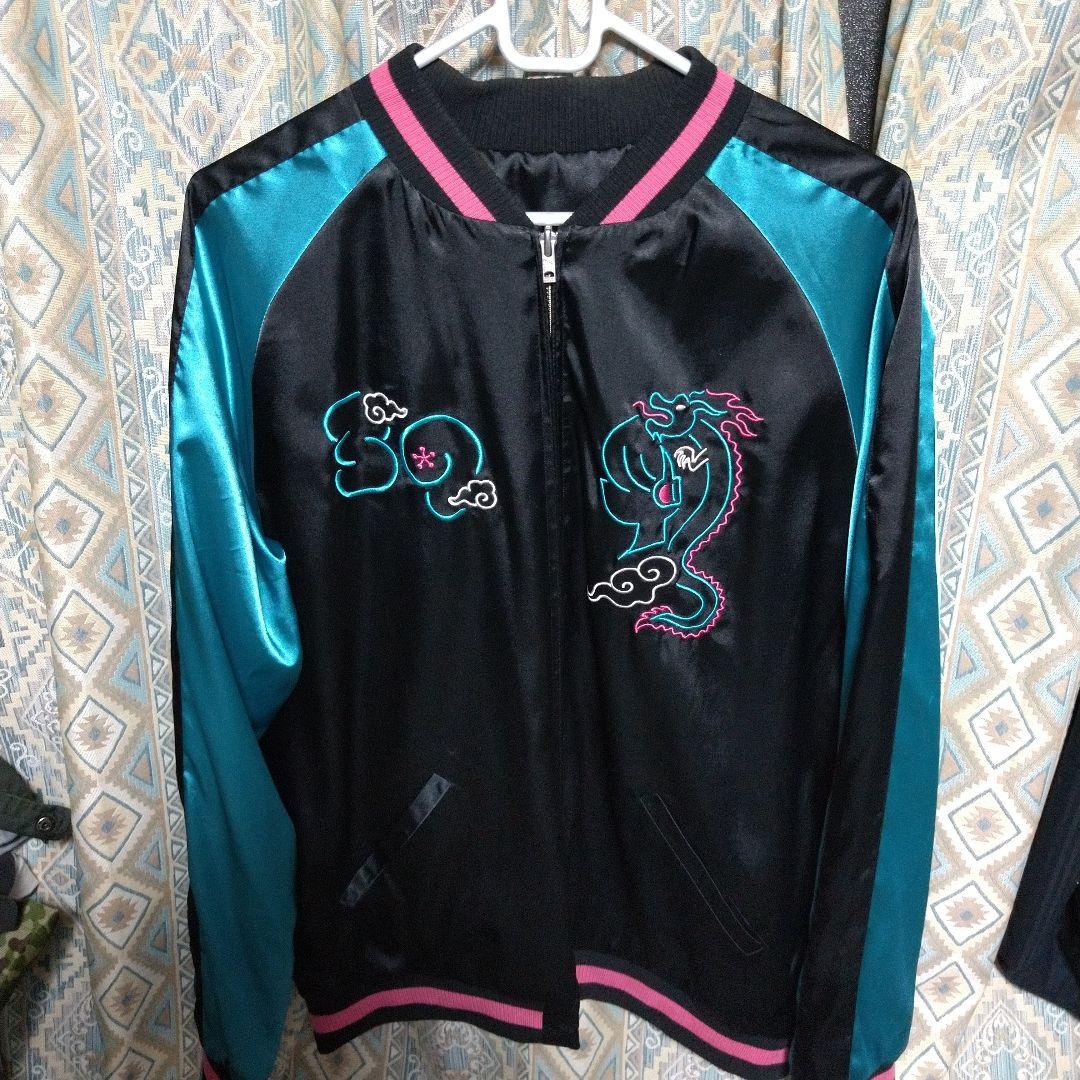 め*め様 初音ミク リバーシブル 刺繍スカジャン