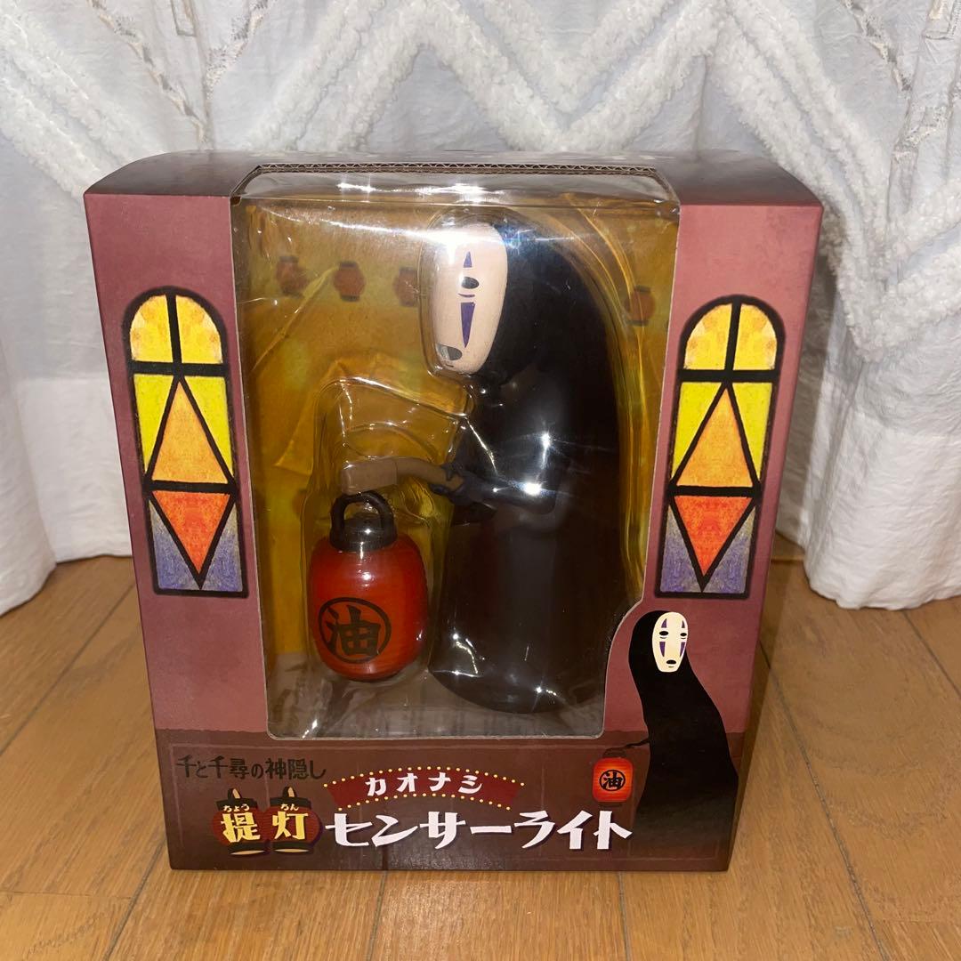 ジブリ 千と千尋　カオナシ センサーライト 提灯