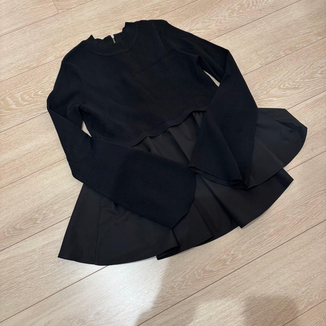 ADAM ET ROPÉ FEMME ペプラムコンビニットプルオーバー ブラック