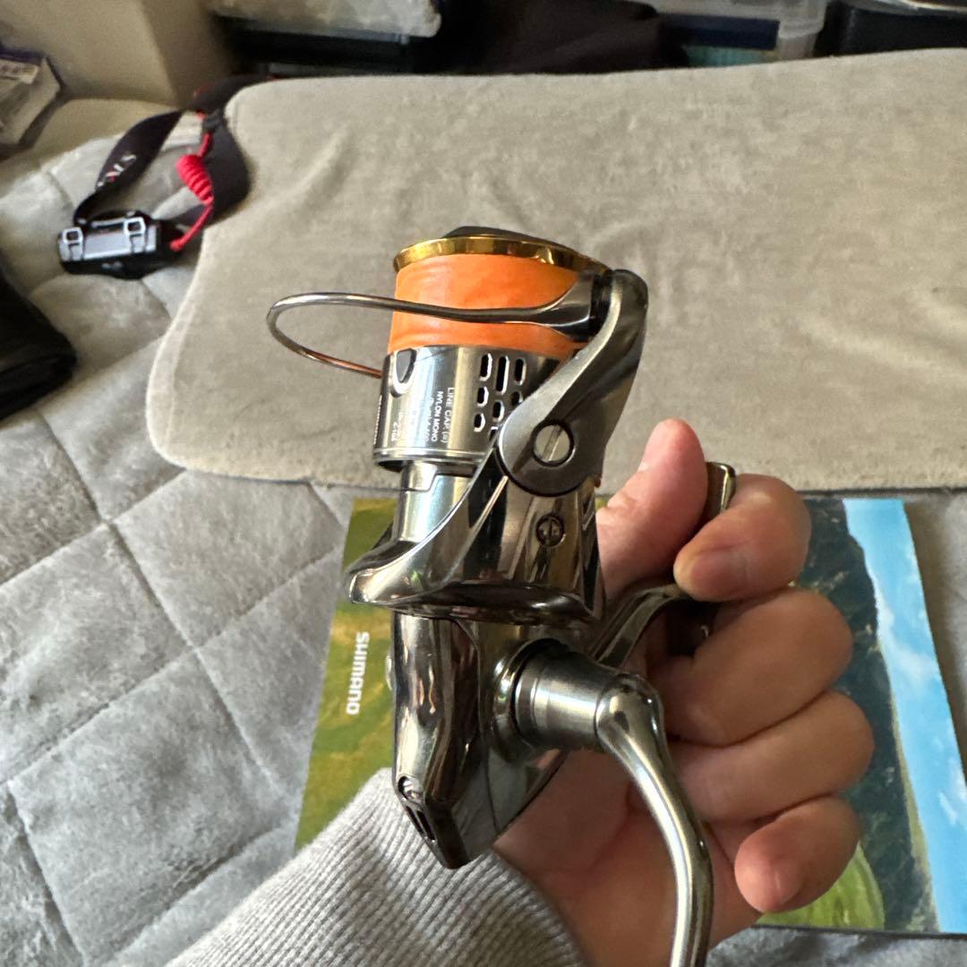 18ステラ　C2000S 換えスプール付き