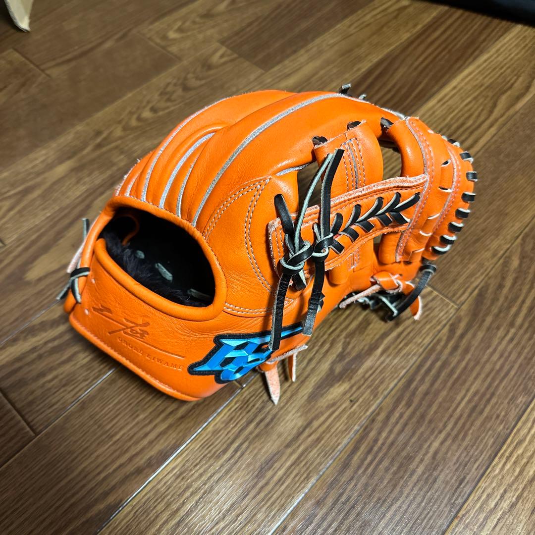 軟式グローブ　ハイゴールド　内野手用