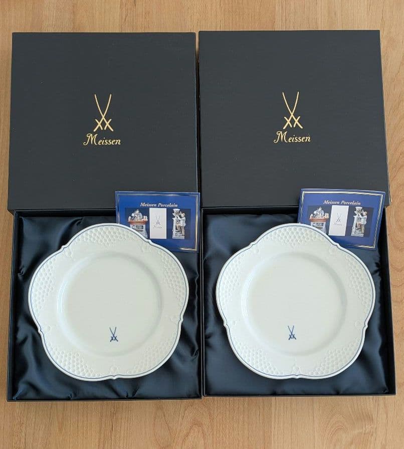 Meissen 2006年イヤープレート 　ホワイト　 2枚セット　ビンテージ