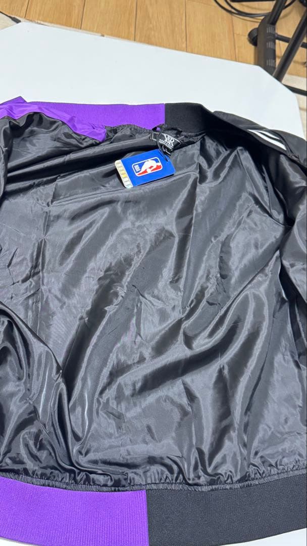 ロサンゼルス・レイカーズ ジャケット