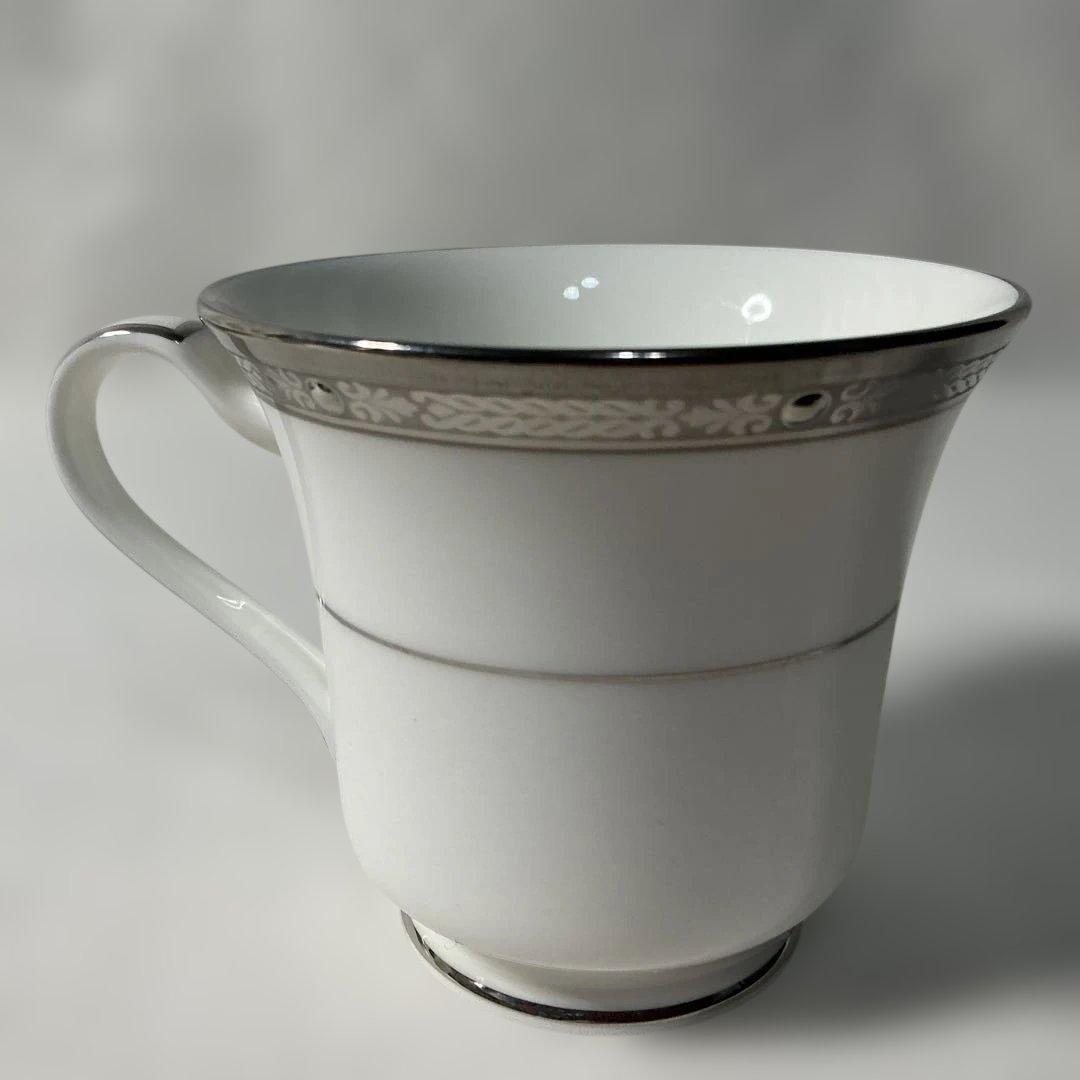 ノリタケのシャンパンパール（CHAMPAGNE PEARLS）ディナープレート