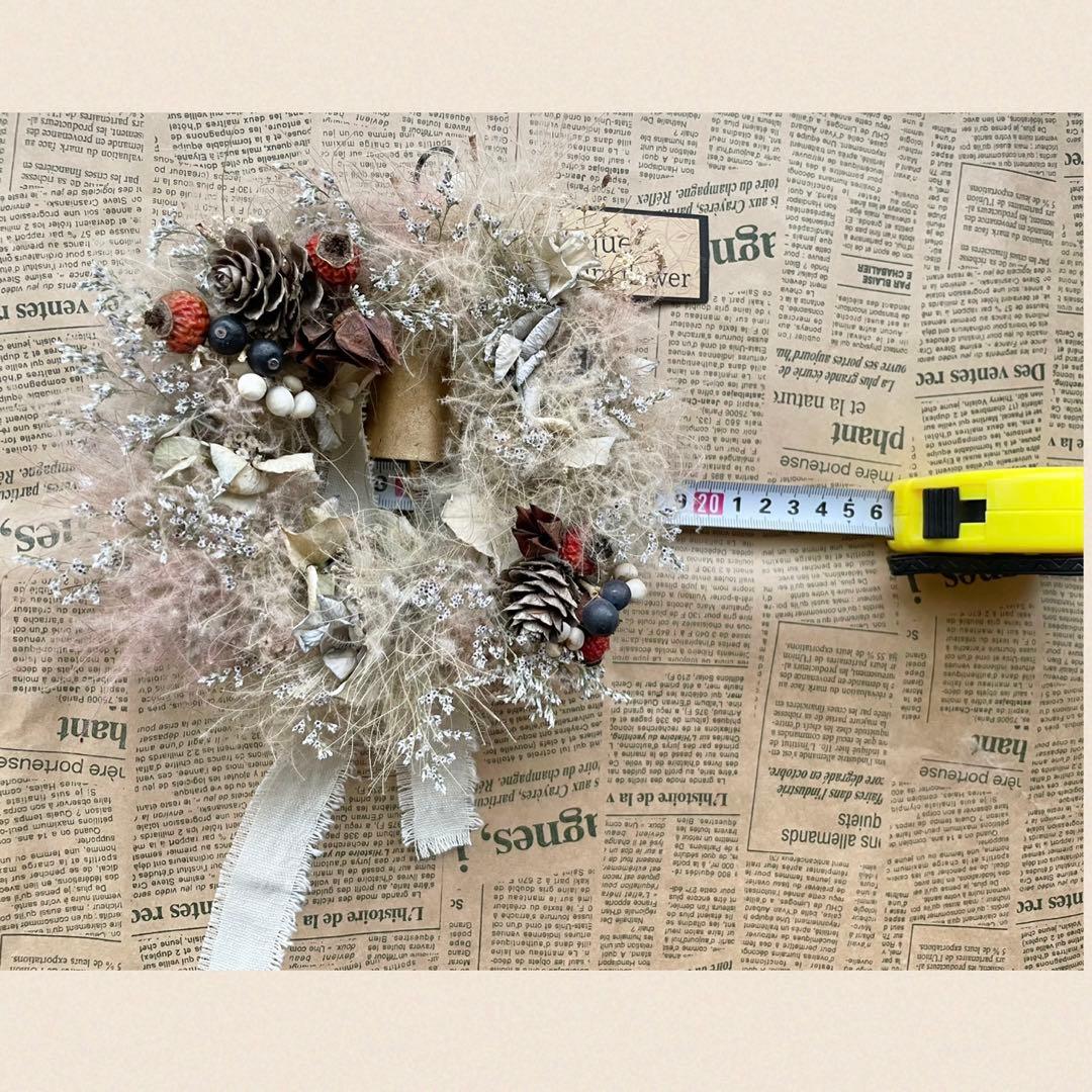 スモークツリーと木の実のナチュラルリース ドライフラワー ガウベル付き