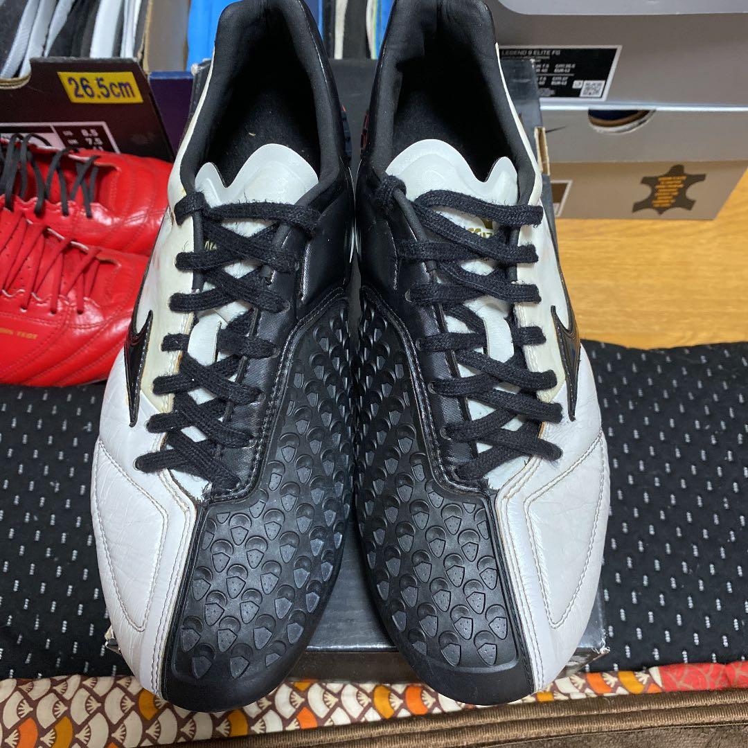 ミズノサッカースパイク　イグニタス