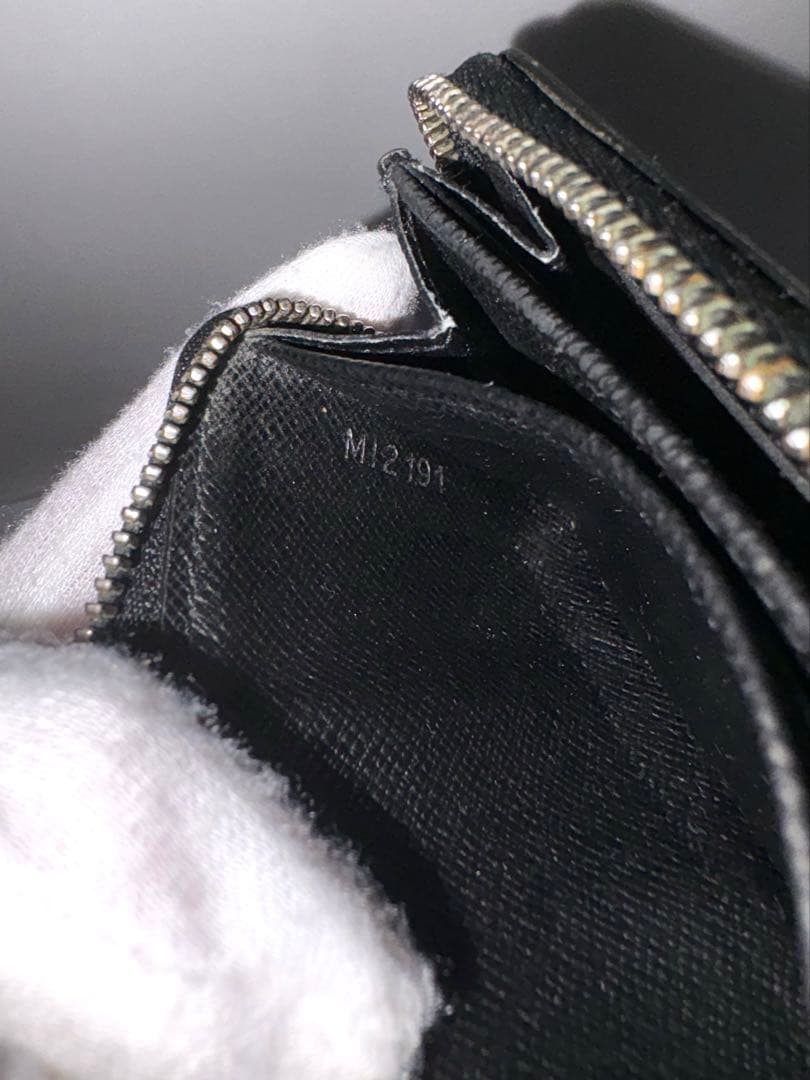 ルイヴィトン ジッピーパース ダミエ グラフィット ブラック ケース