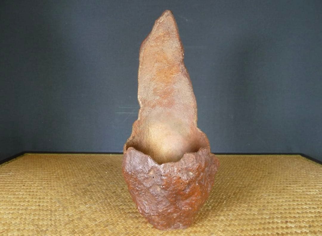 本鞍馬石　鉢