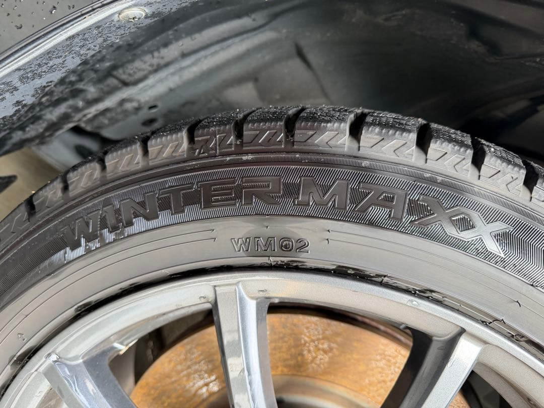 エルコン$パサー 　18インチスタッドレスタイヤセット　51フーガ