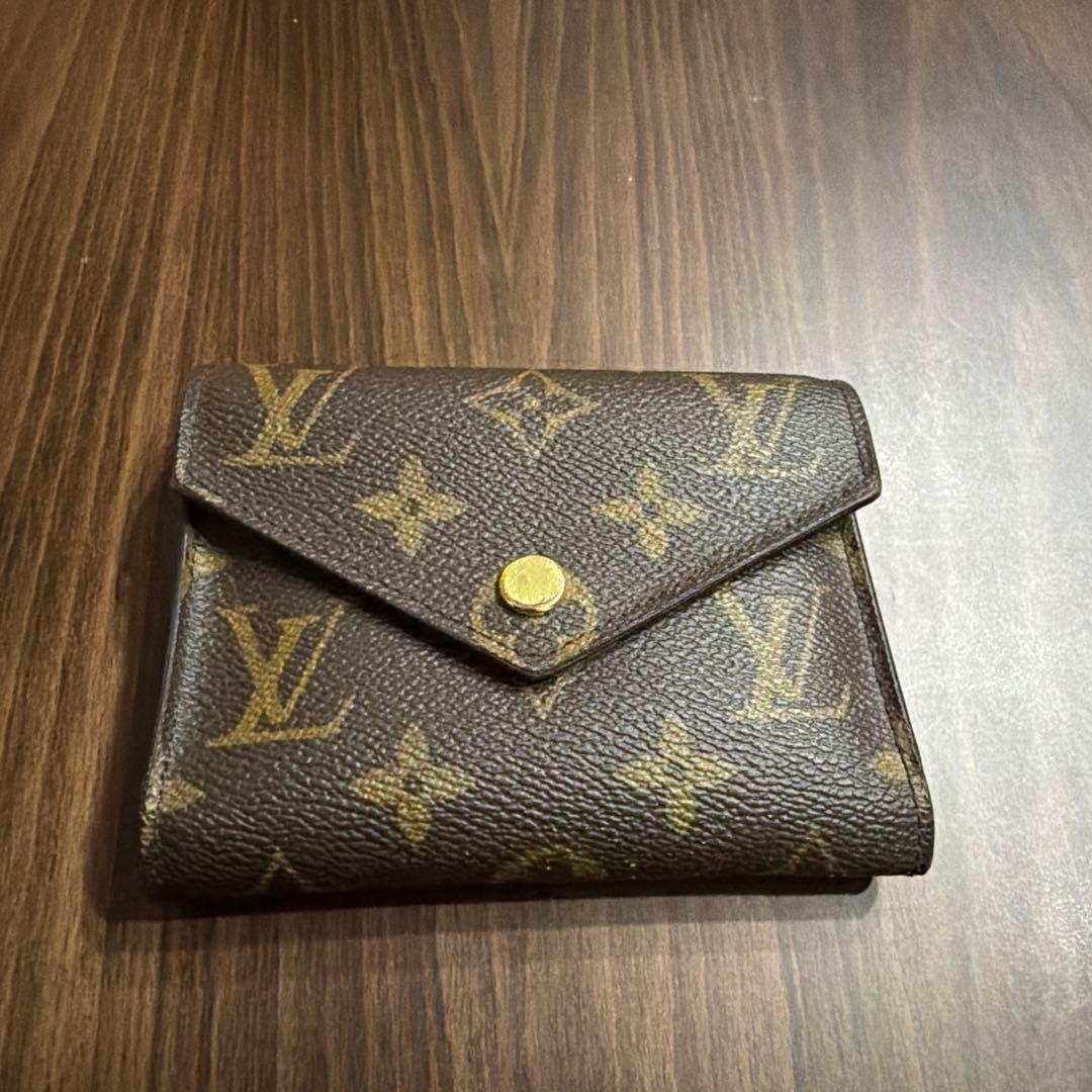 LOUIS VUITTON ポルトフォイユ・ヴィクトリーヌM62360モノグラム