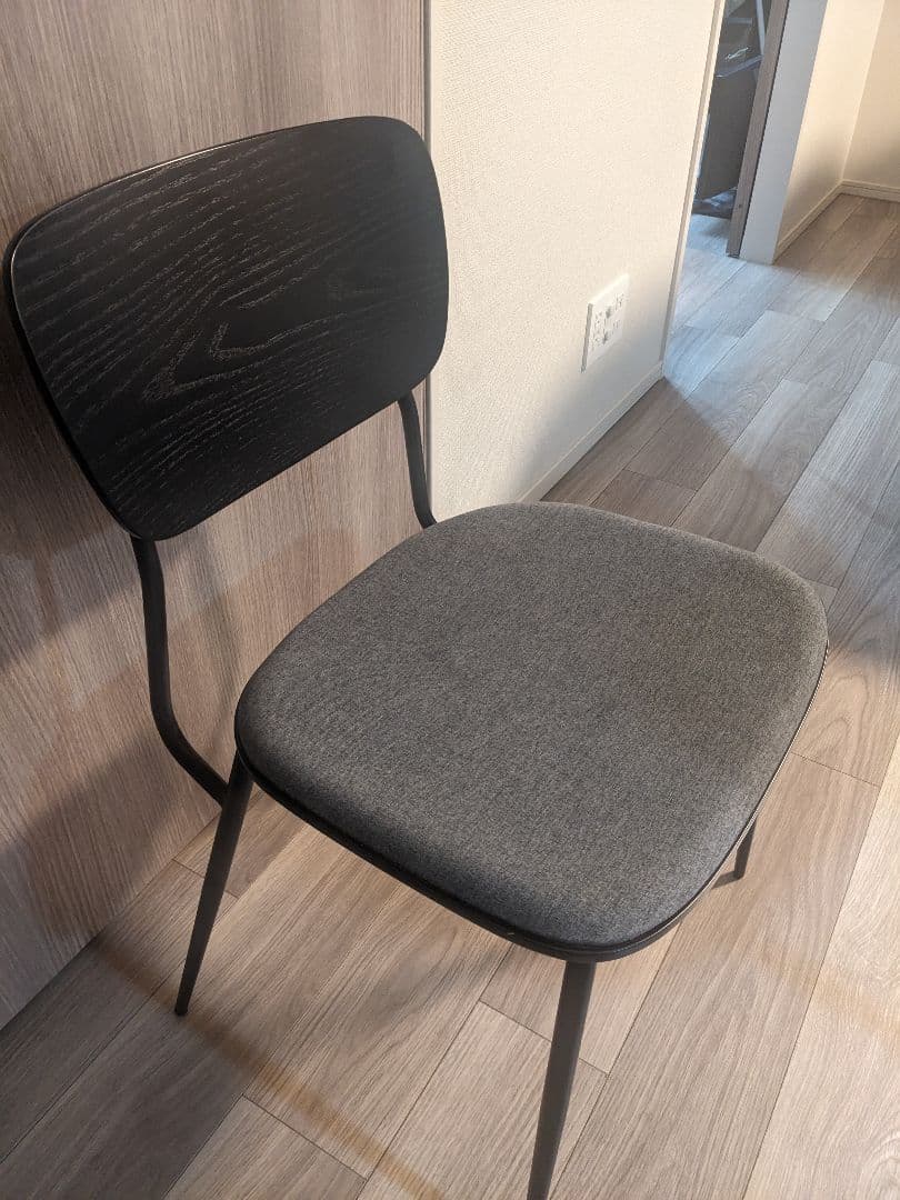 かなでもの kanademono ダイニングチェア 椅子アッシュ材 ブラック 黒